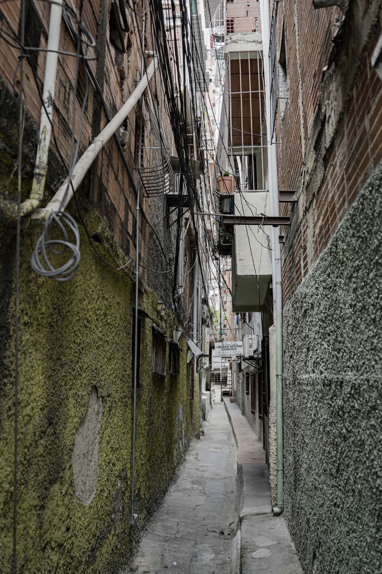 Pasillos empinados (comuna) La Vega. Foto. Fernando Mercado