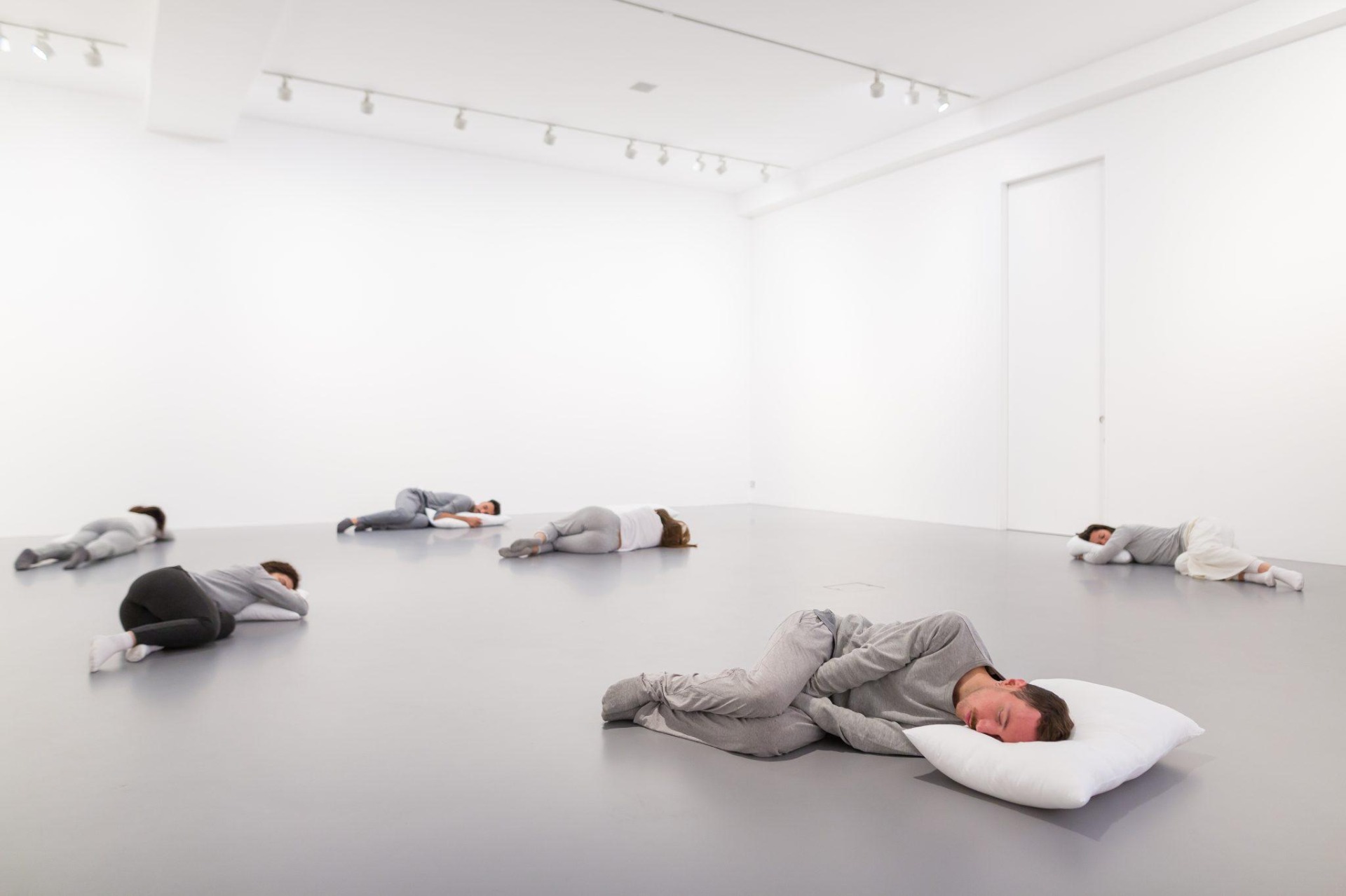 Sleeping Sickness (La enfermedad del sueño) -  Pratchaya Phinthong